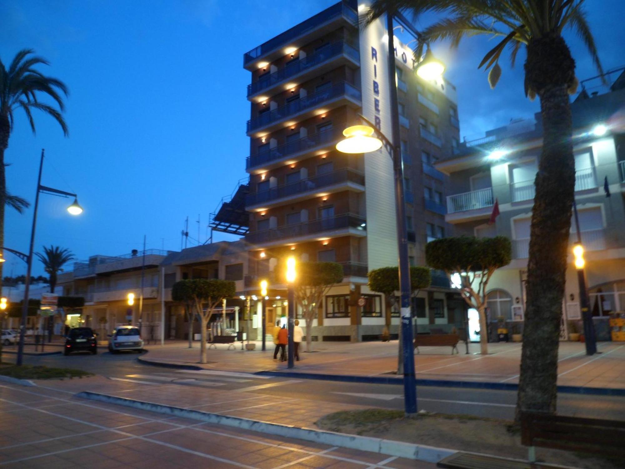 סנטיאגו דה לה ריברה Hotel Ribera מראה חיצוני תמונה