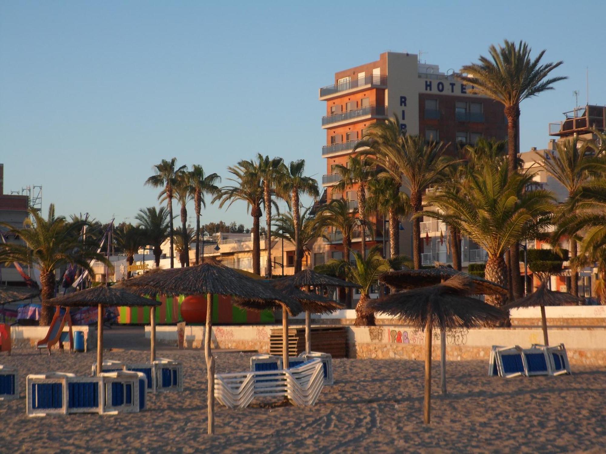 סנטיאגו דה לה ריברה Hotel Ribera מראה חיצוני תמונה